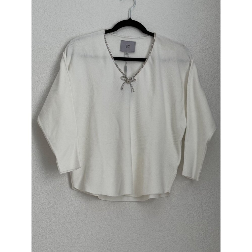 LIV Milano Women’s look Eggshell Knit Top Large With Rhinestone Bow